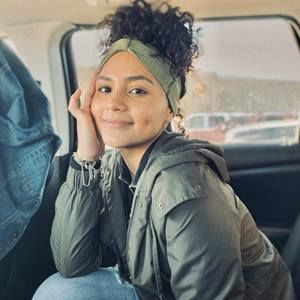 Meet your Posher, Angie